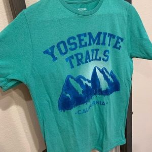 Yosemite graphic tee Sz S